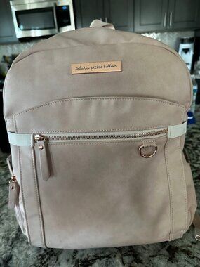 Petunia Pickle Bottom 2-in-1 Provisions Diaper Bag -Toffee Rose